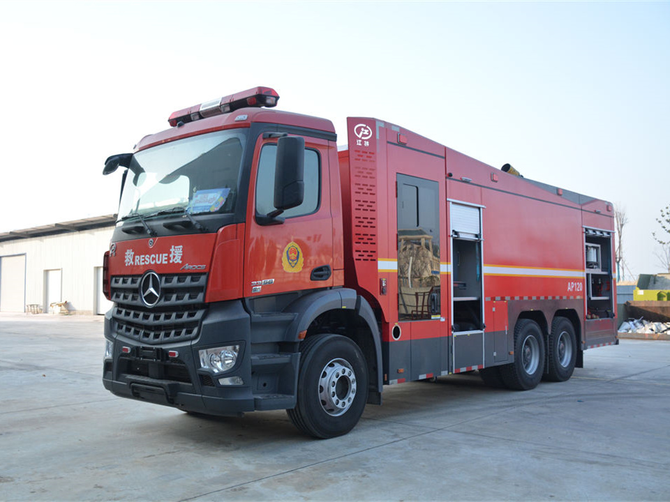 12噸奔馳壓縮空氣泡沫消防車(chē)
